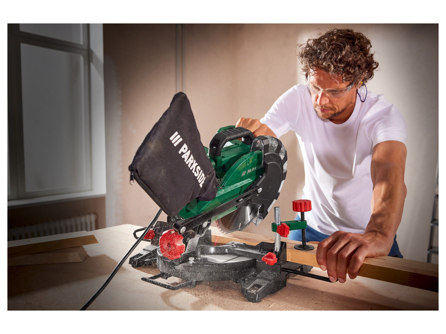 PARKSIDE® PKS 1500 C4 Gérvágó fűrész