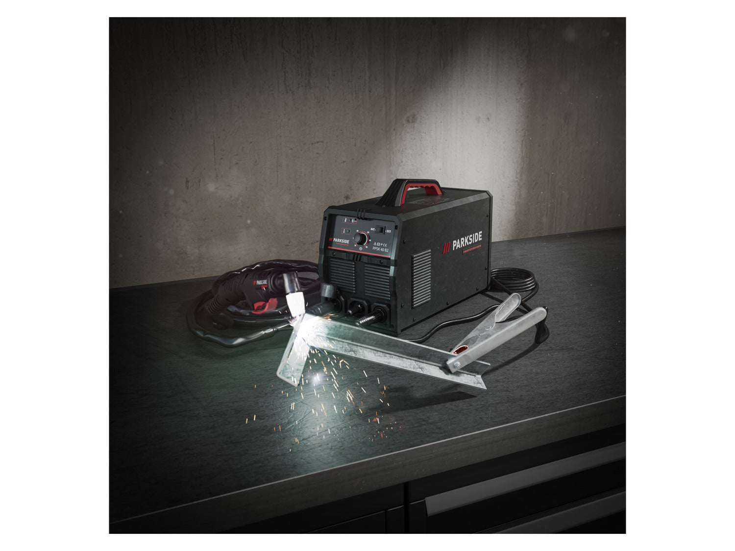 PARKSIDE PERFORMANCE® PPSK 40 B2 – Plazmavágó beépített kompresszorral