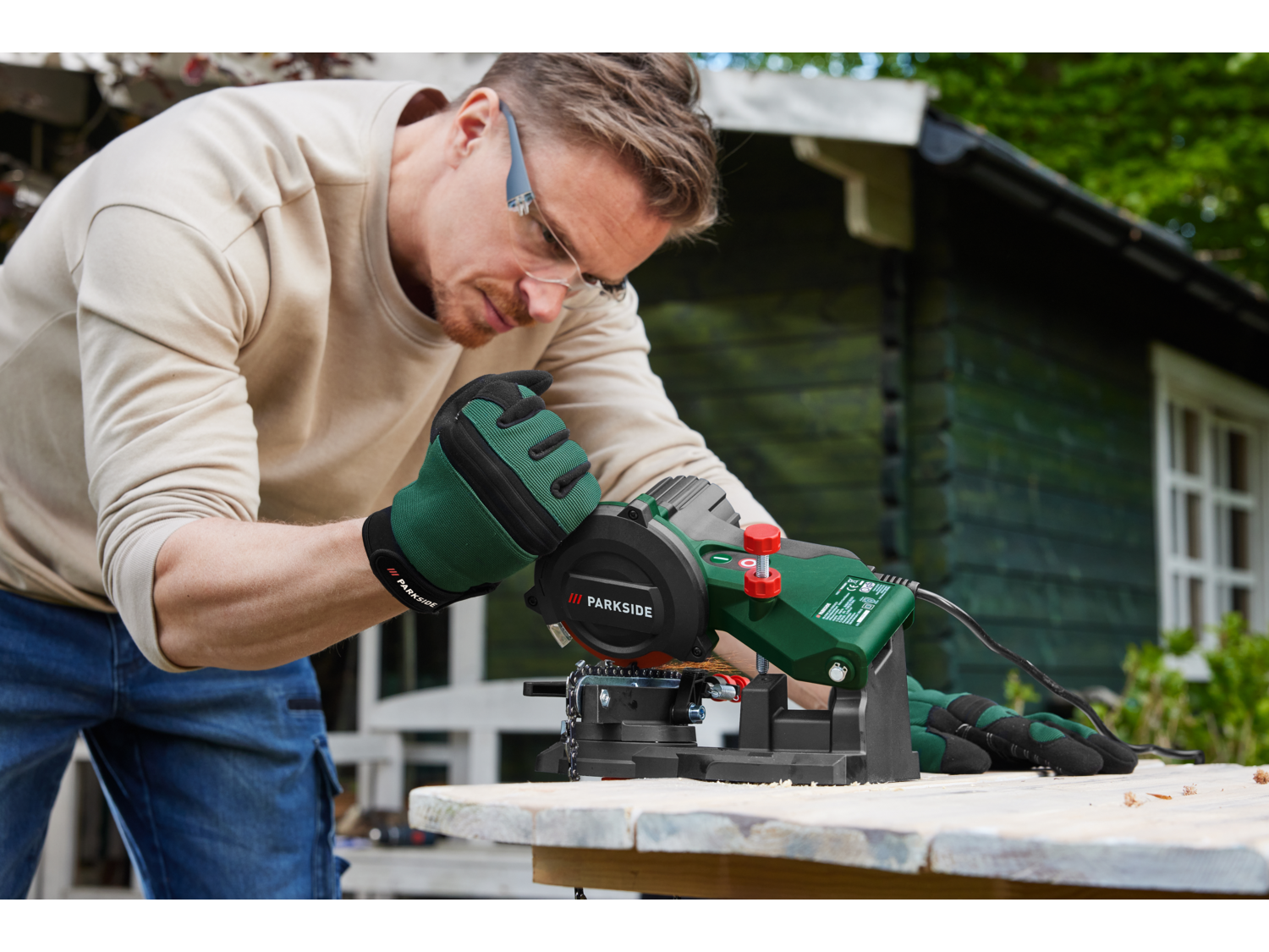 PARKSIDE® PEKSG 85 F4 Elektromos láncélező – 85 W