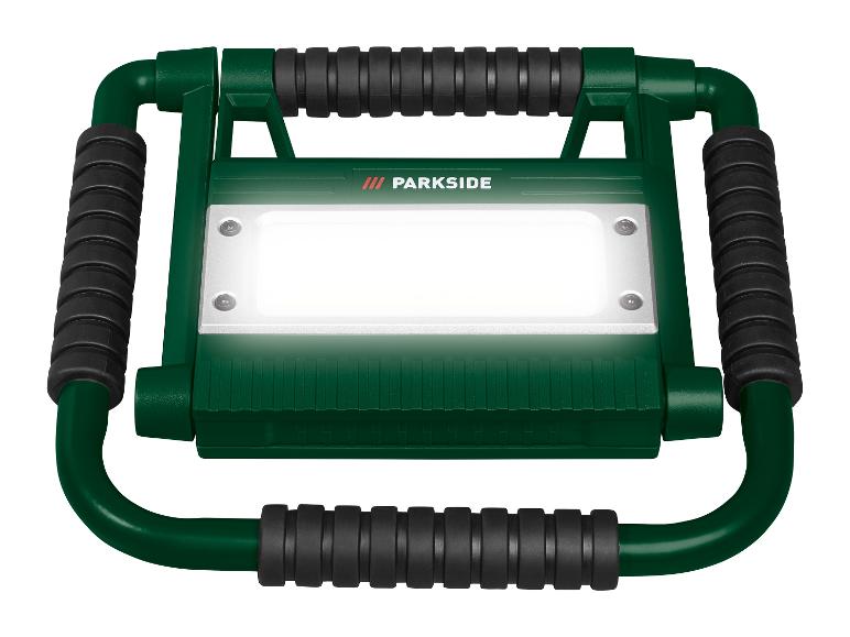 PARKSIDE® PFLA 4400 C1 LED reflektor powerbankkal