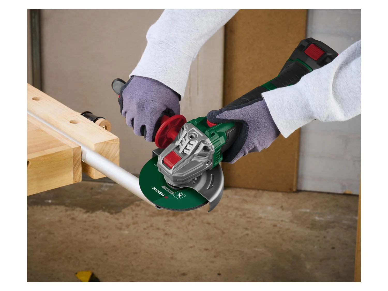 PARKSIDE® PWSA 20-Li D4 - Akkus sarokcsiszoló  - 20 V / 4 Ah - akkumulátorral és töltővel