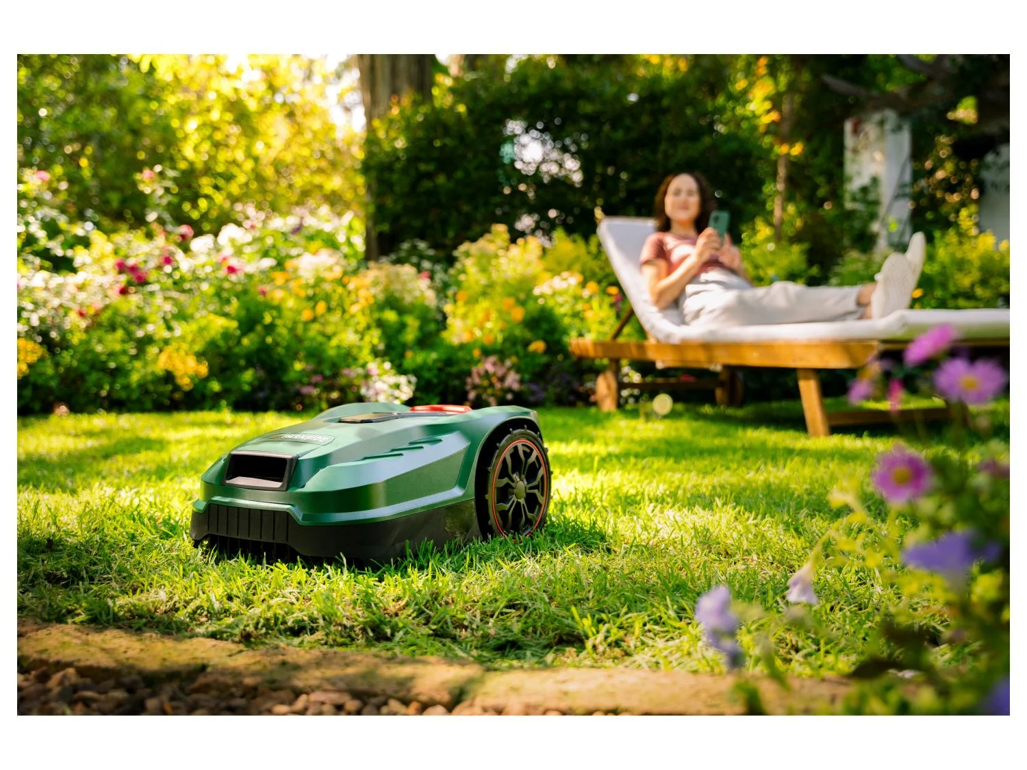 PARKSIDE® PAMRC 250 A1 City - 20V City Smart robotfűnyíró, akkumulátorral és töltőállomással