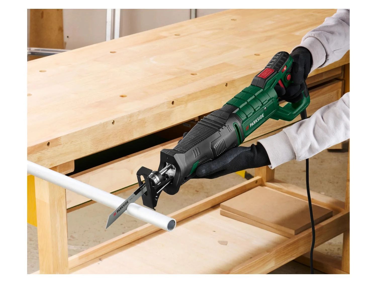PARKSIDE® PFS 850 C3 szablyafűrész
