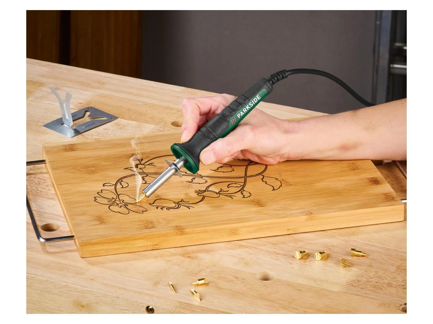 PARKSIDE® PBMK 30 B2 pirogravírozó, pirográf készlet 16 kiegészítõvel - 30W