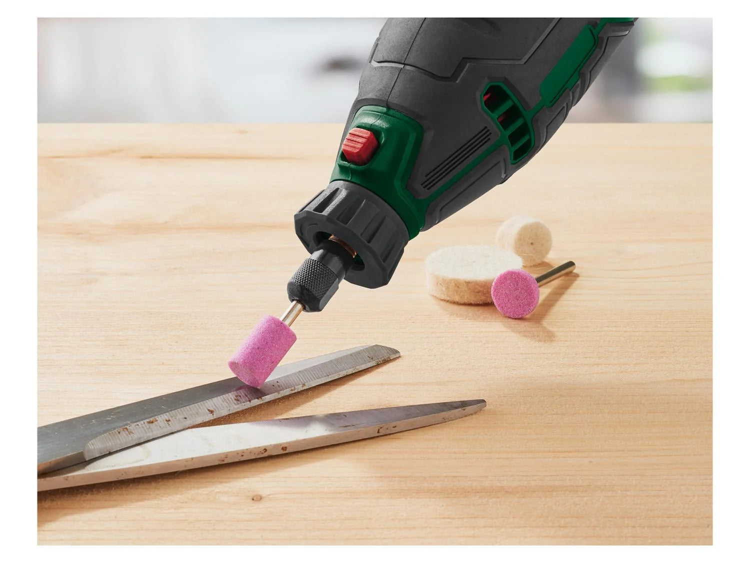 PARKSIDE® PFBS 160 D3 Finomfúró csiszoló - 160 W 46 darab tartozék