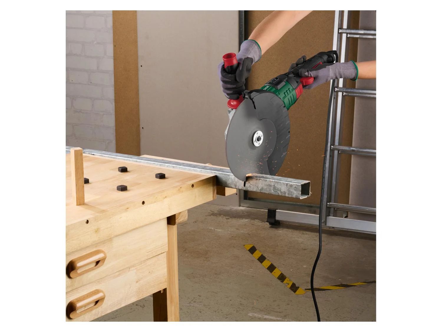 PARKSIDE® PWS 230 F5 Sarokcsiszoló – 2000 W, 230 mm