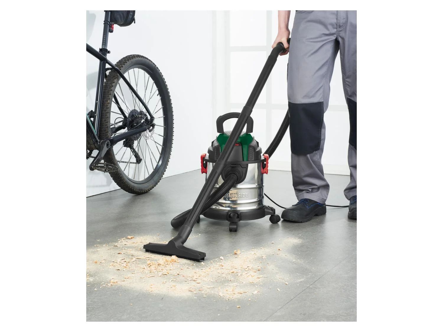 PARKSIDE® PWD 12 B1 száraz-nedves porszívó