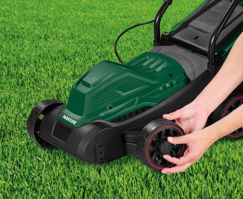 PARKSIDE® PERM 1300 A1 Elektromos fűnyíró