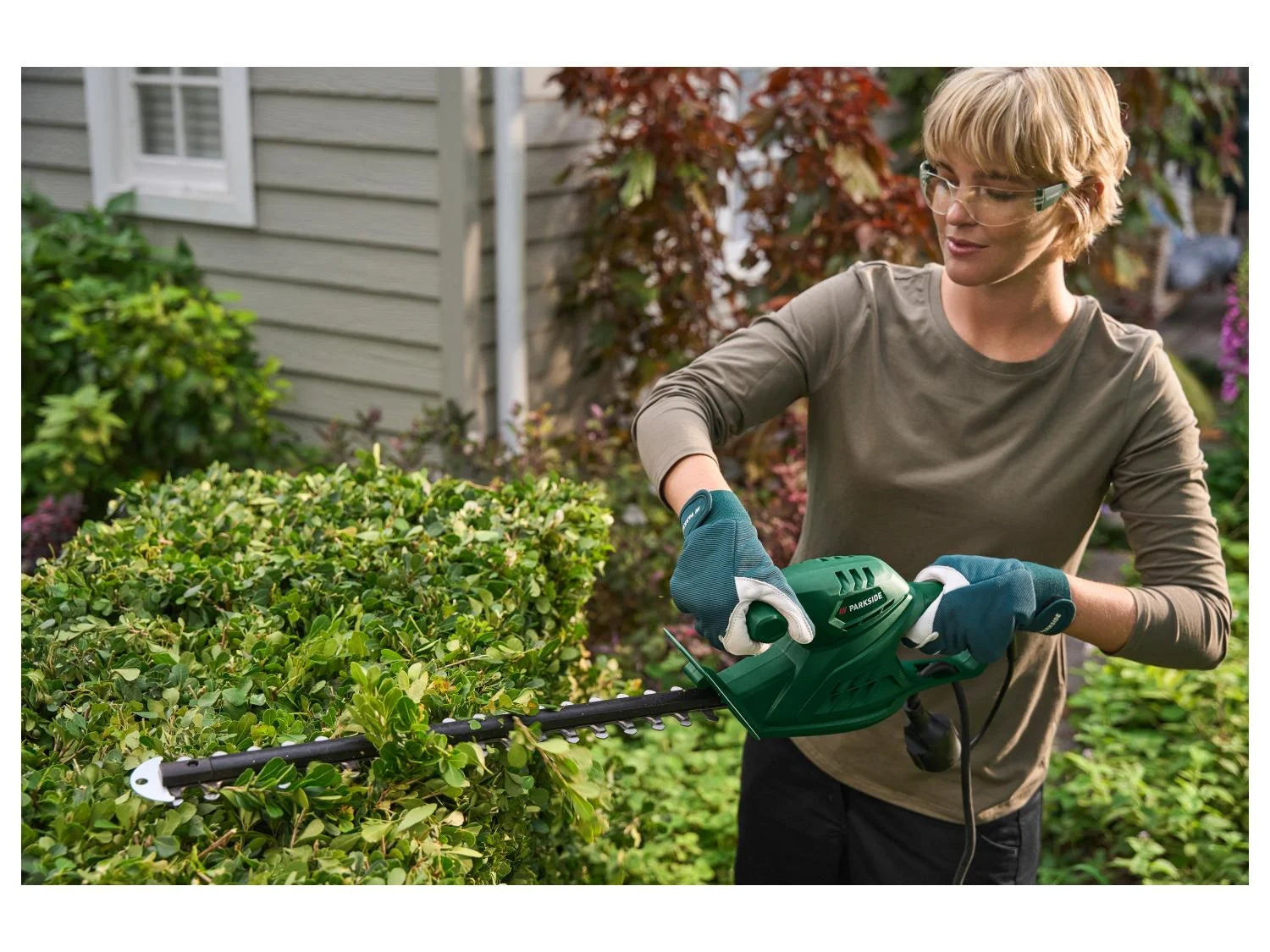 PARKSIDE® PEHS 450 A2 elektromos sövényvágó, 450 W, 46 cm