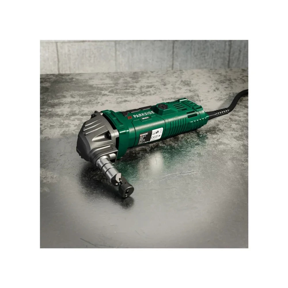 PARKSIDE® PMK 550 C3 Elektromos kézi lemezvágó 550W